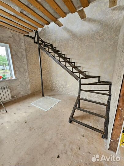 Лестница металлическая