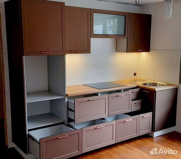 Кухонный гарнитур угловой