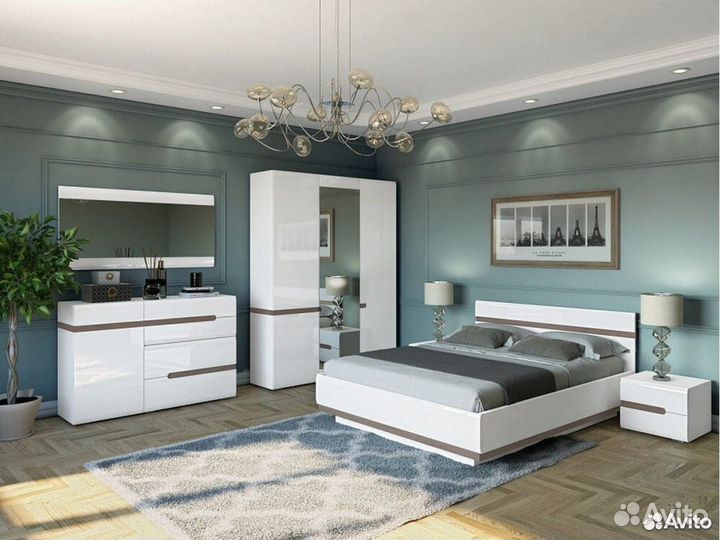 Шкаф 3х. створчатый Белый/Белый глянец Ультра