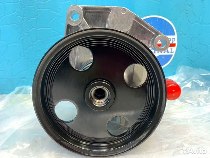 Насос гидроусилителя Мерседес Е250 (новый)