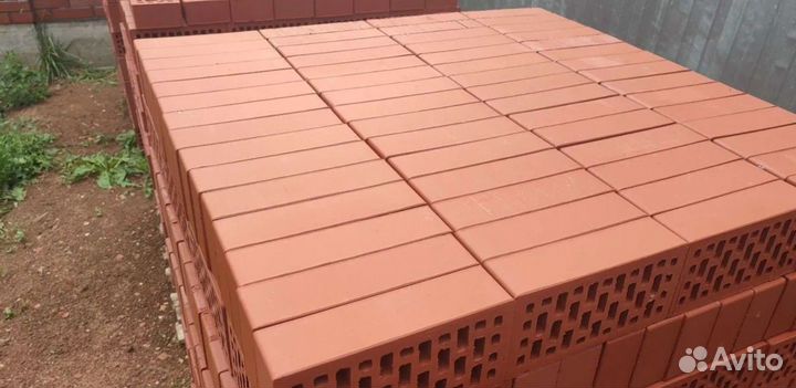 Кирпич лицевой Браер красный