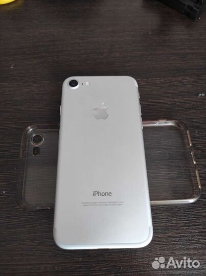 Телефон iPhone 7 128gb