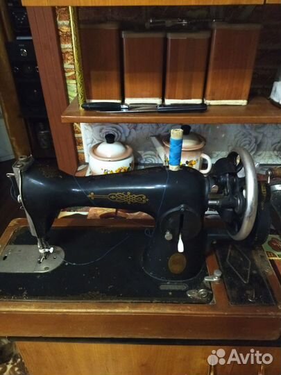 Швейная машина Подольск