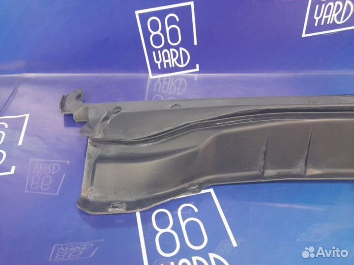 Решетка под лобовое стекло Honda Cr-V RD1 B20Z1