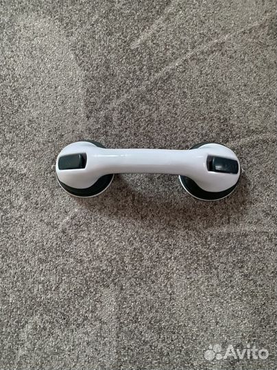 Поручень для ванной