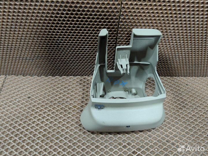 Кожух рулевой колонки Nissan Bluebird Sylphy KG11