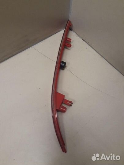 Светоотражатель в бампер задний правый