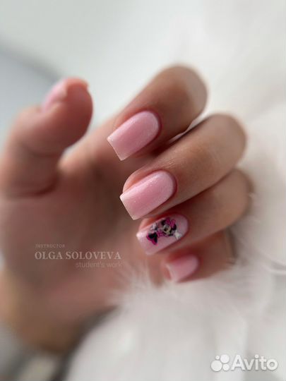 Обучение маникюру, наращиванию ногтей