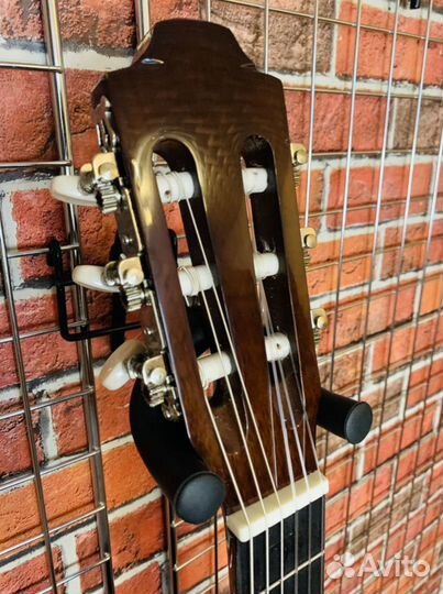 Гитара для музыкальной школы + чехол