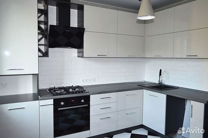 Угловая кухня. Кухонный гарнитур на заказ