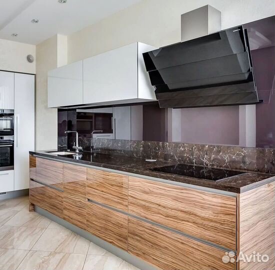 Кухонный гарнитур в современном стиле на заказ