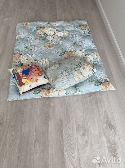 Одеяло и подушка