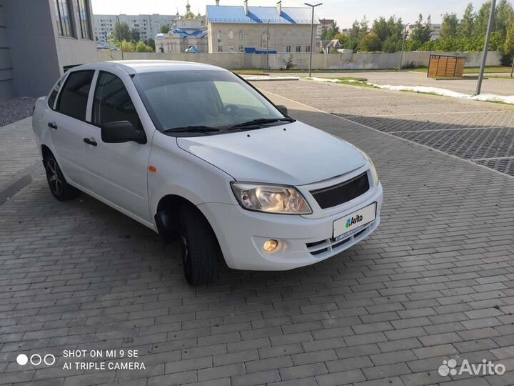 LADA Granta 1.6 МТ, 2012, 122 115 км