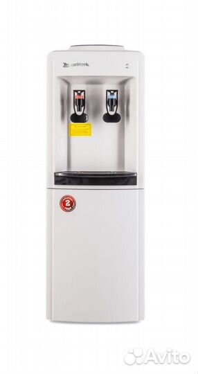 Кулер для воды напольный (новый)