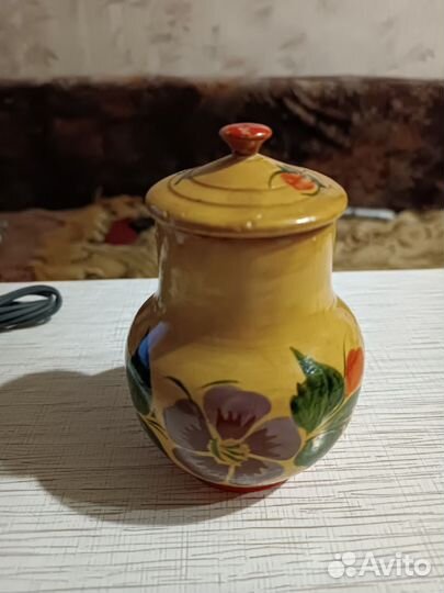 Горшочки керамические, деревянный и стаканы