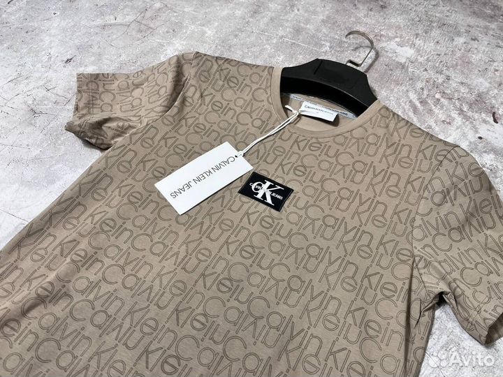 Футболки Calvin Klein