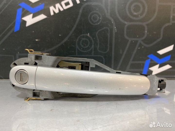 Ручка двери внешняя передняя правая Volkswagen