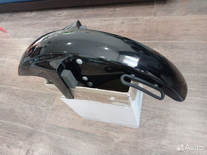 Крыло переднее Yamaha YBR 125