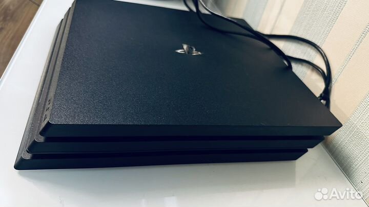 Sony PS4 pro 1tb