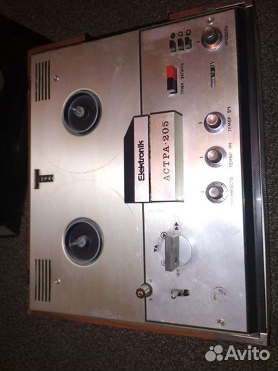 Катушечный магнитофон Астра 205