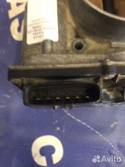 Дроссельная заслонка Toyota Camry