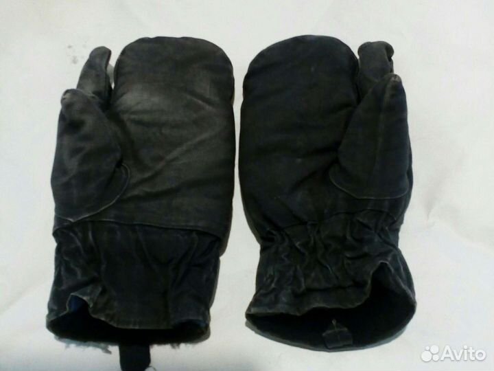 Зимние трехпалые рукавицы