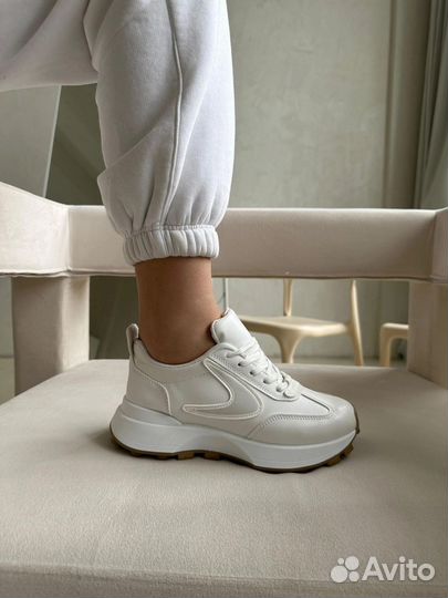 Белые Женские Кроссовки Весна Лето