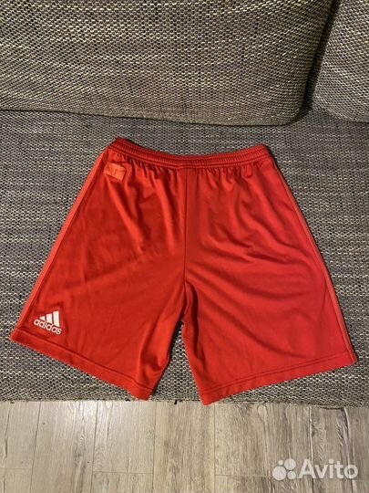 Футбольные шорты Real Madrid