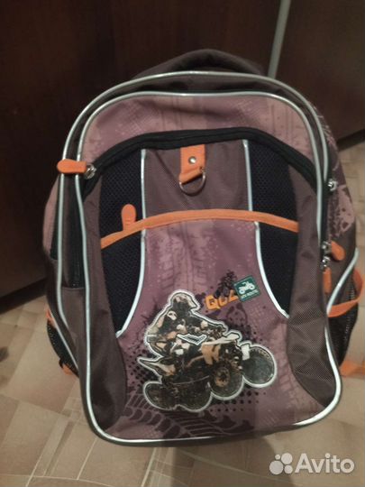 Школьный рюкзак