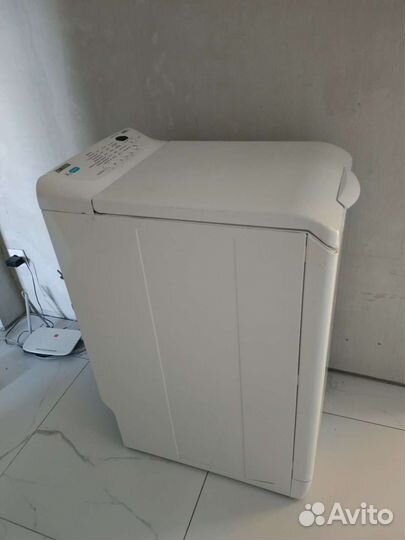 Стиральная машина с вертикальной загрузкой