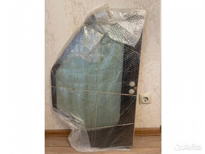 Стекло лобовое нижнее New Holland