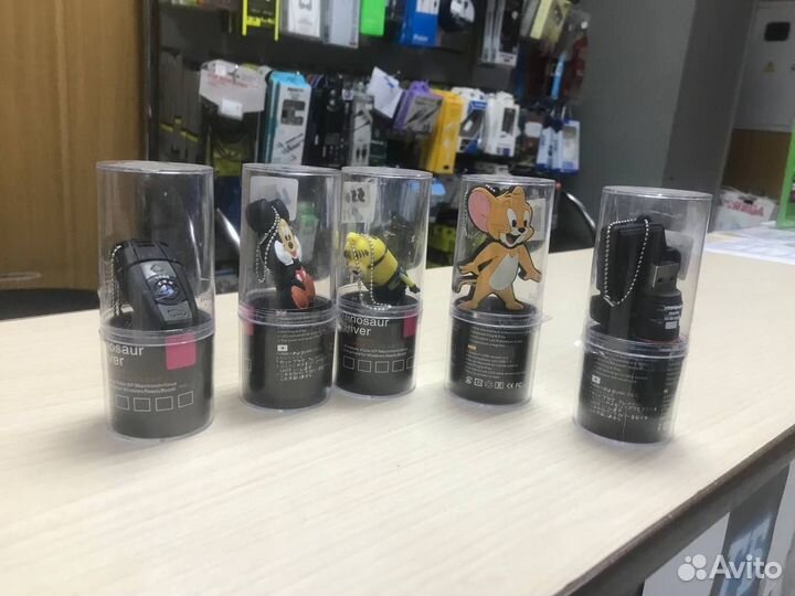 Брелок-флэшка