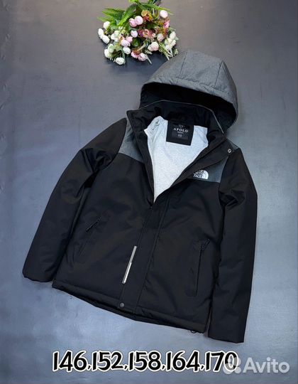 Куртка демисезонная для мальчика 146-170 новая