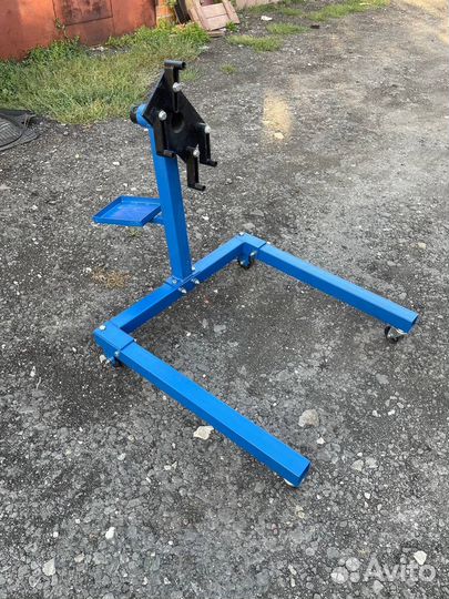 Кантователь для двигателя