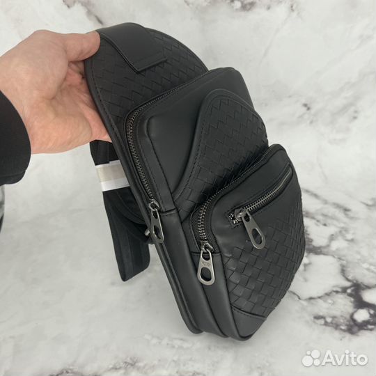 Сумка Bottega Veneta нагрудная мужская