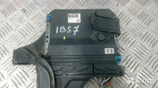 Блок управления двс toyota RAV 4 ZSA3 (1BS07PC01)