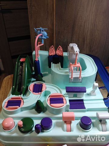 Механический трек с машинками