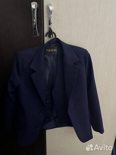 Костюм тройка на мальчика