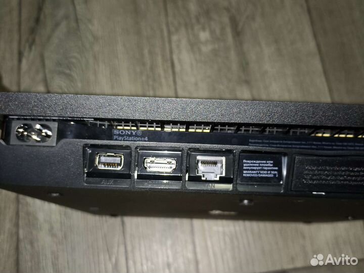 PS4 Slim 500gb 3 игры