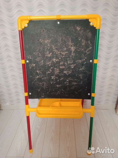 Доска для рисования фломастерами и мелками