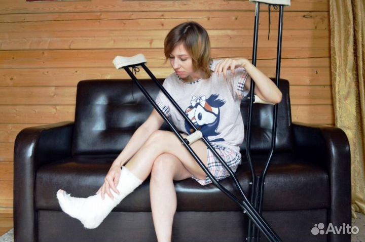 Костыли напрокат, инвалидные коляски, ходунки