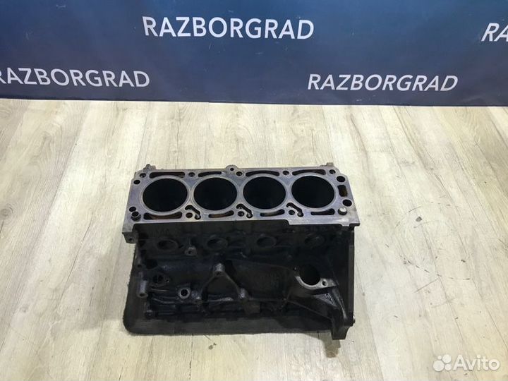 Блок цилиндров Opel Vectra B 1.8 X18XE 1998