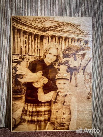 Портрет по фото на дереве