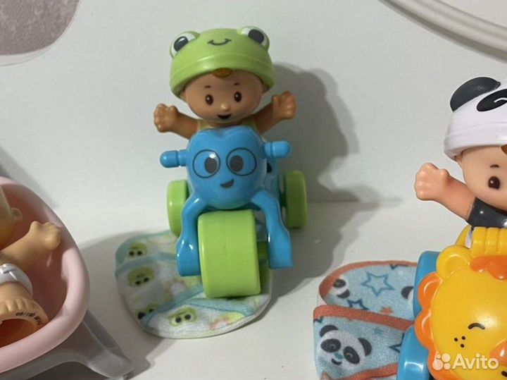 Пупсы Little People