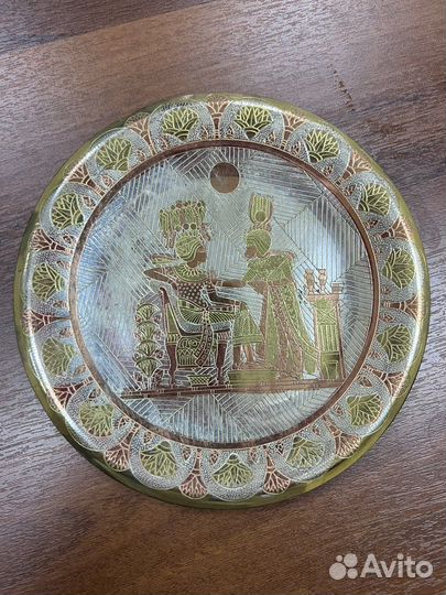 Настенная или настольная тарелка металл