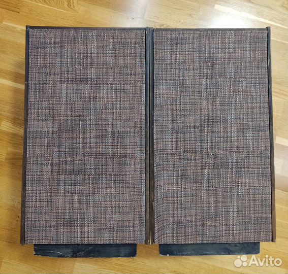 Hitachi Lo-D HS-370, AR Status S20, ас-40-8