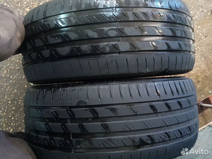 Kumho Ecsta PS71 240/40 R18 97Y