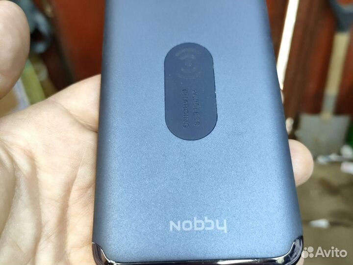 Беспроводная зарядка Nobby