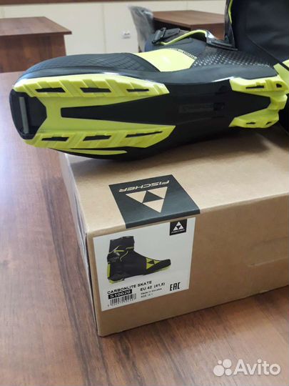 Ботинки для беговых лыж