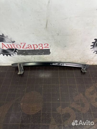 Направляющая стекла передней двери Hyundai Santa F